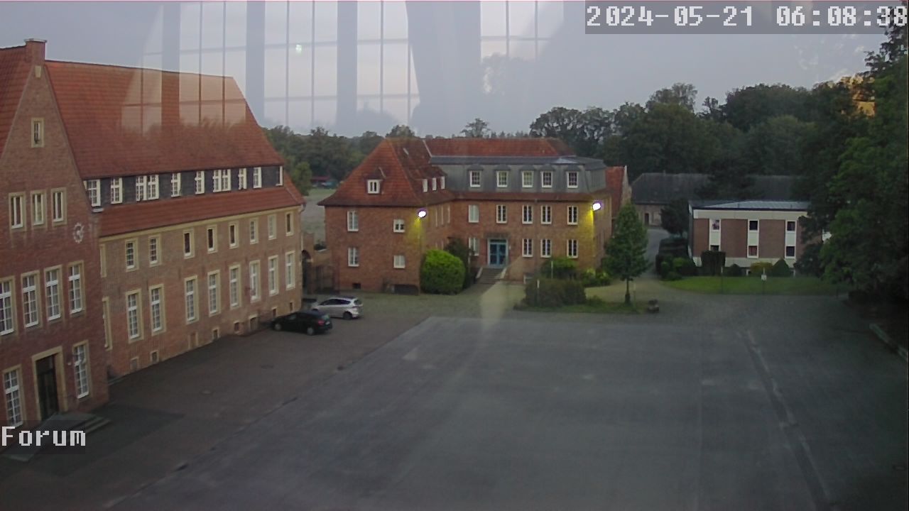 Webcam Schulhof 05:08