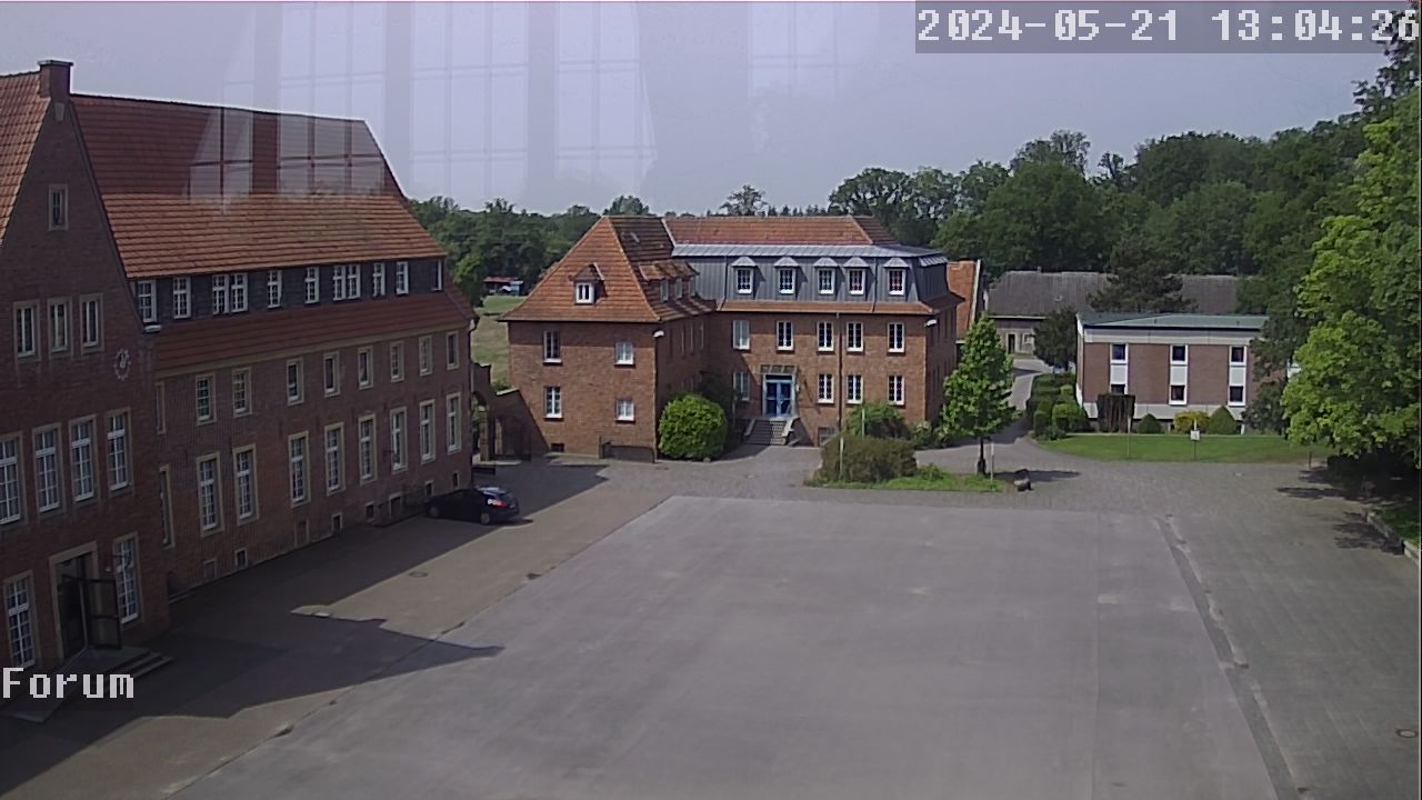 Webcam Schulhof 12:04