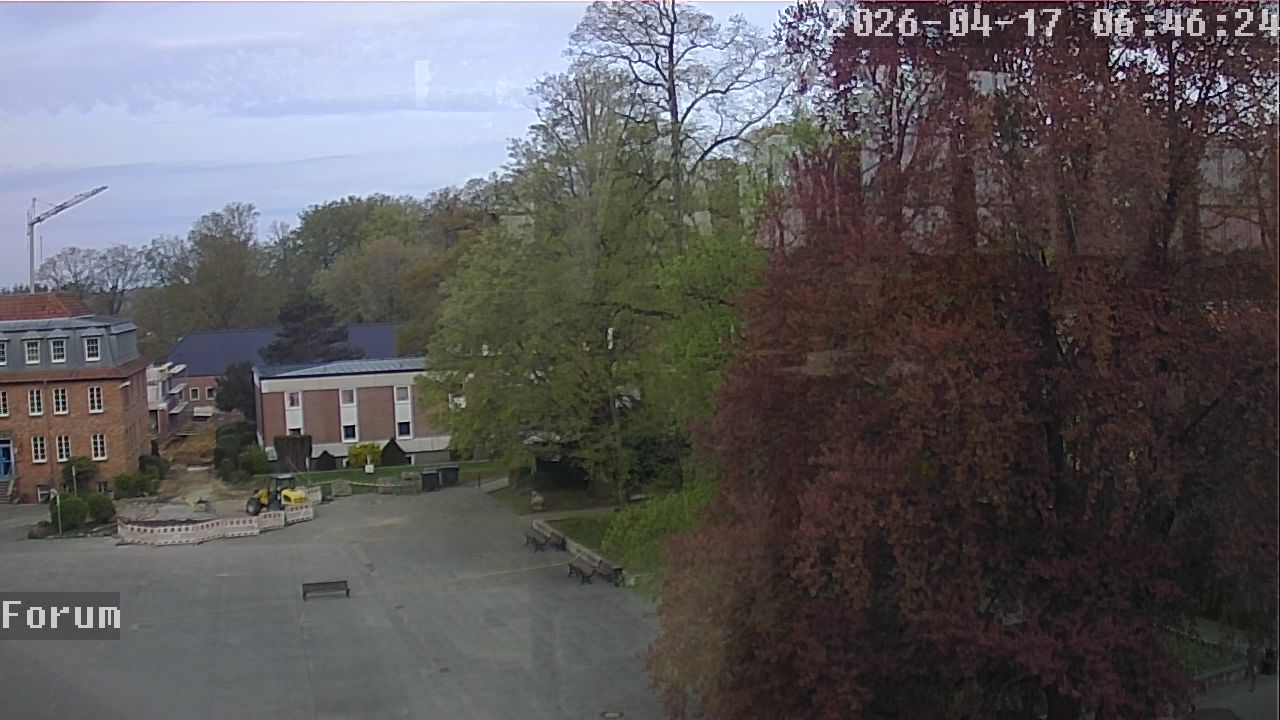 Webcam Forum 06:46