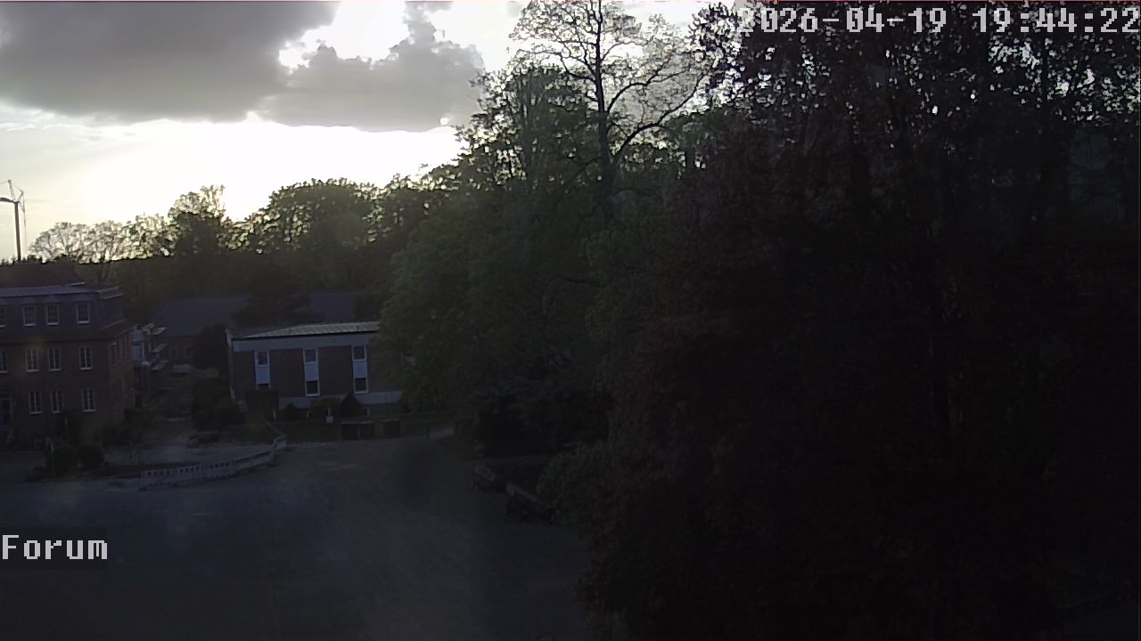 Webcam Forum 19:44
