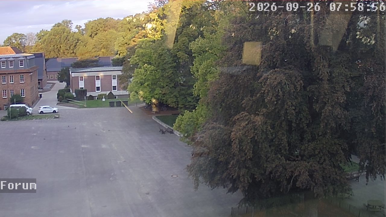Webcam Forum 07:58