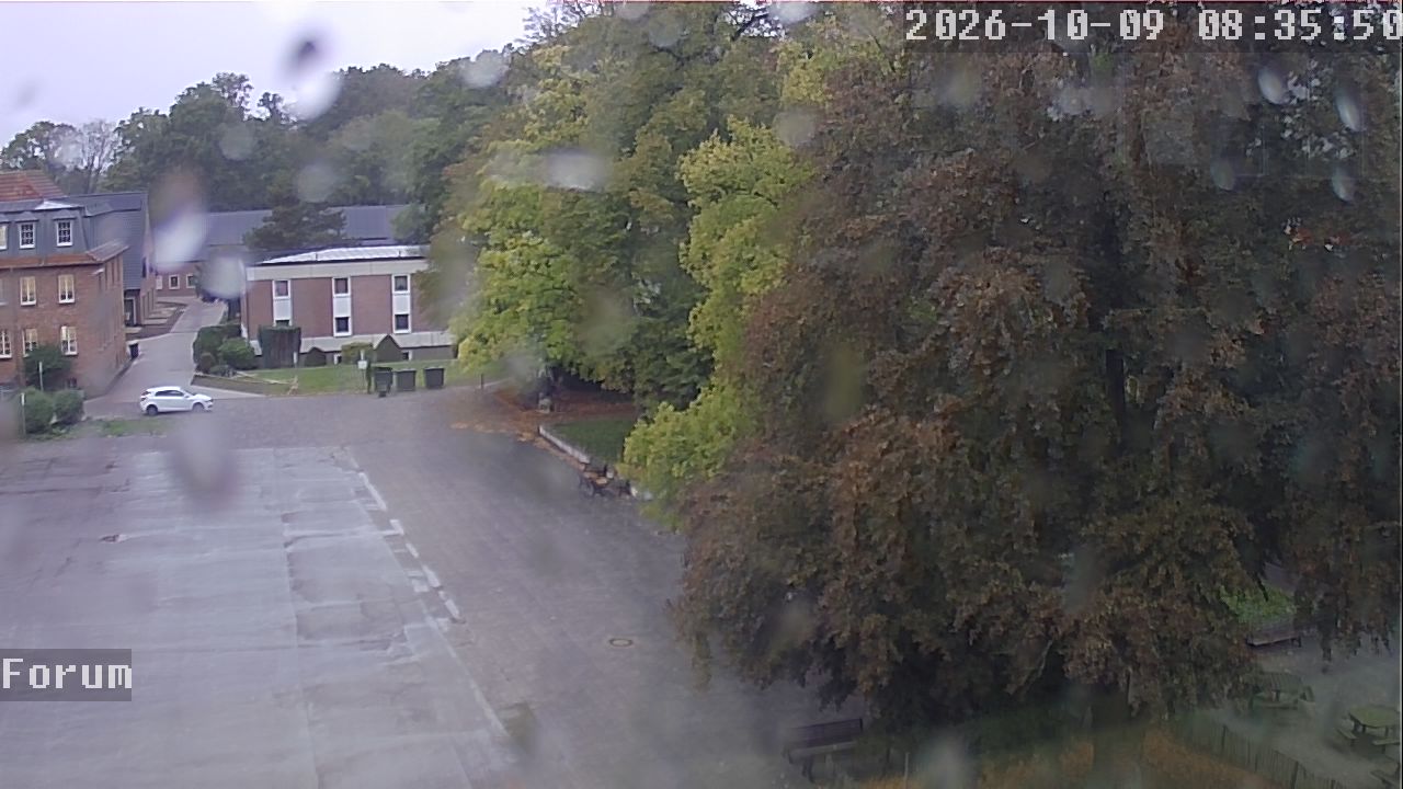 Webcam Forum 08:35