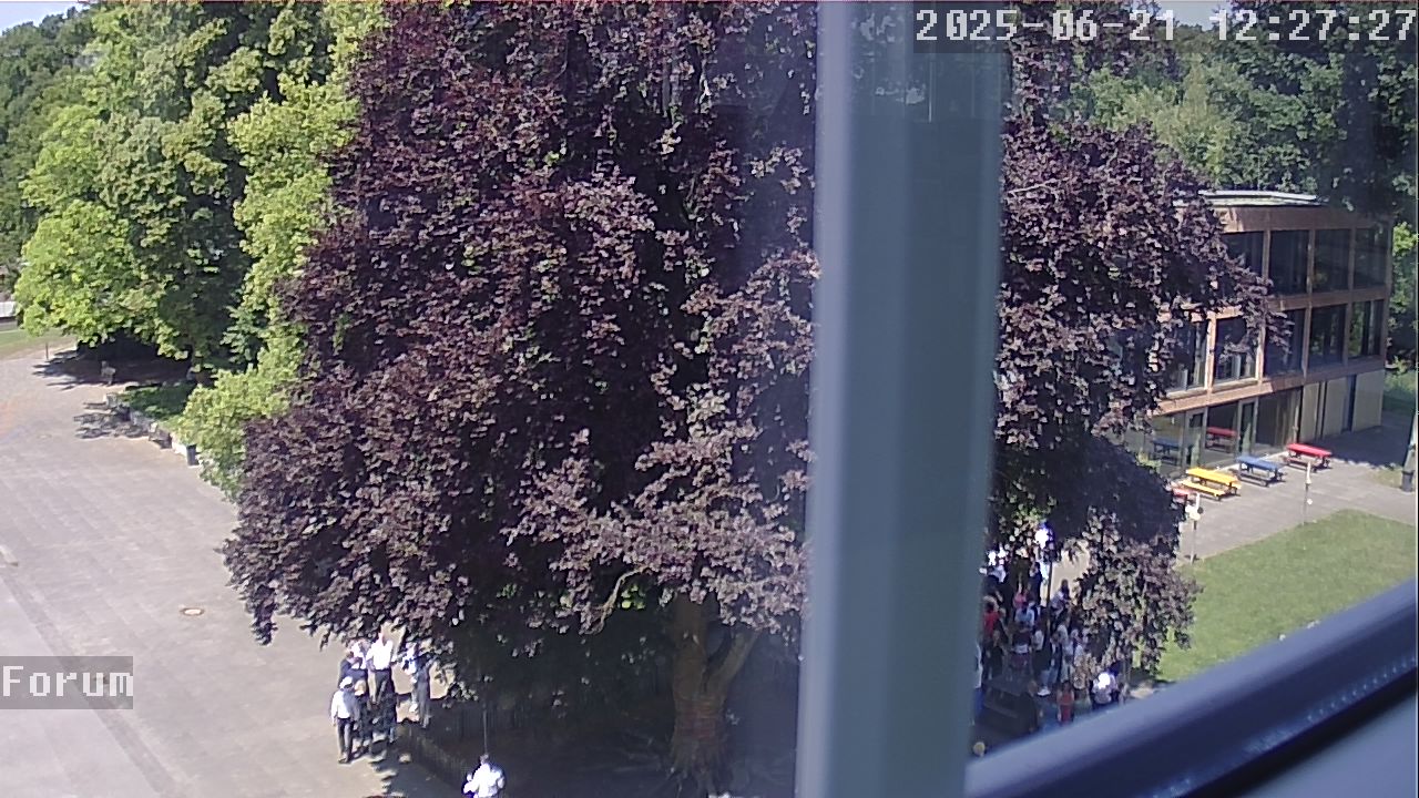 Webcam Schulhof 12:27