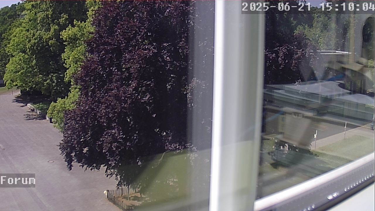 Webcam Schulhof 15:10