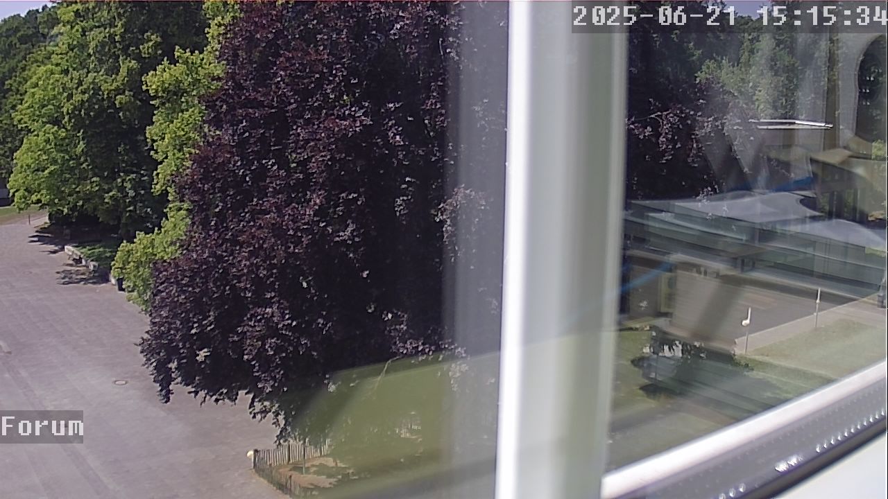 Webcam Schulhof 15:15
