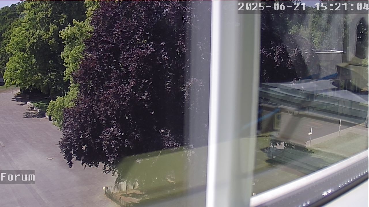 Webcam Schulhof 15:21