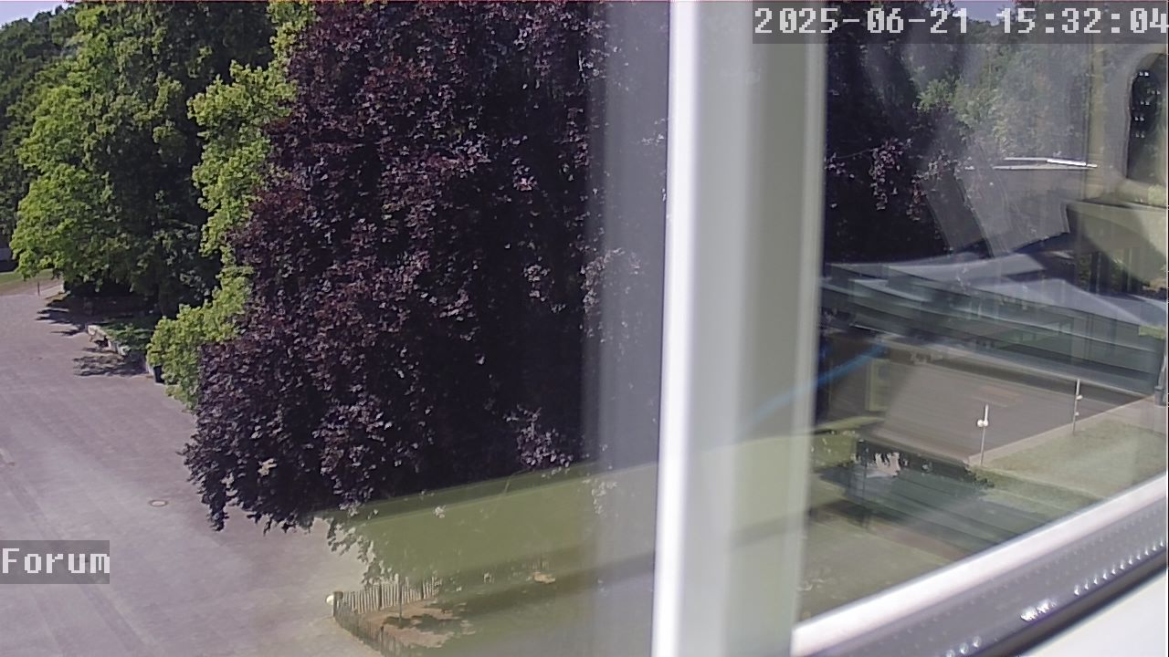 Webcam Schulhof 15:32