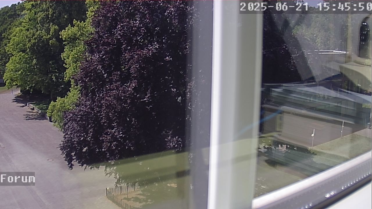 Webcam Schulhof 15:45