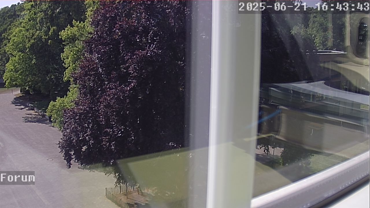 Webcam Schulhof 16:43