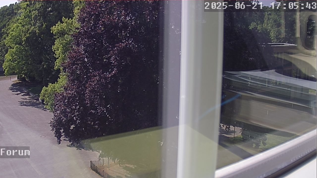 Webcam Schulhof 17:05