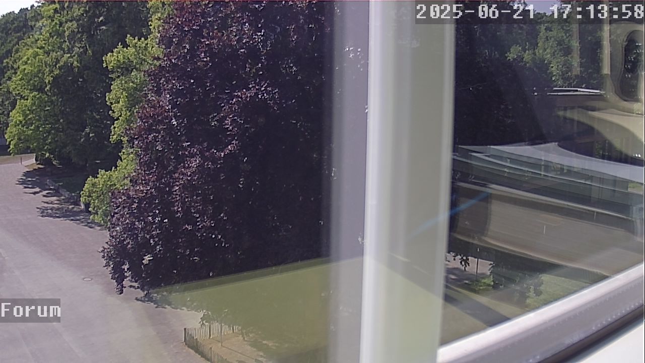 Webcam Schulhof 17:13