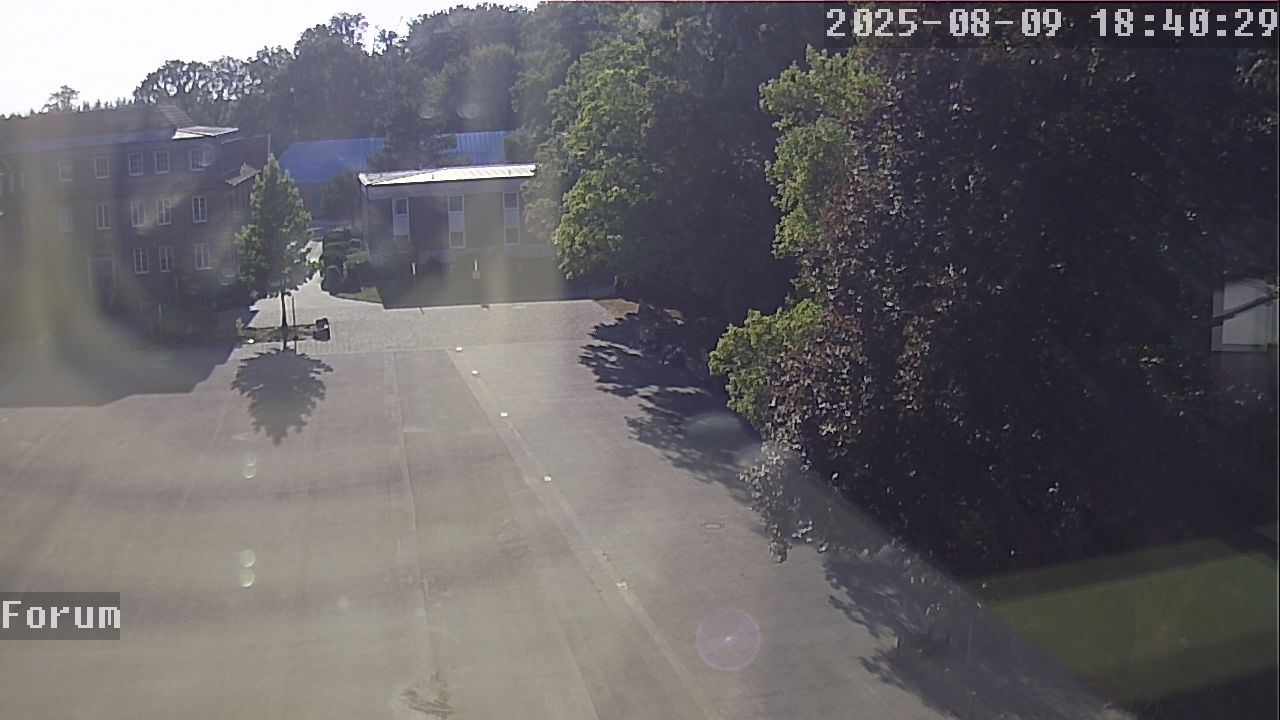 Webcam Forum 18:40