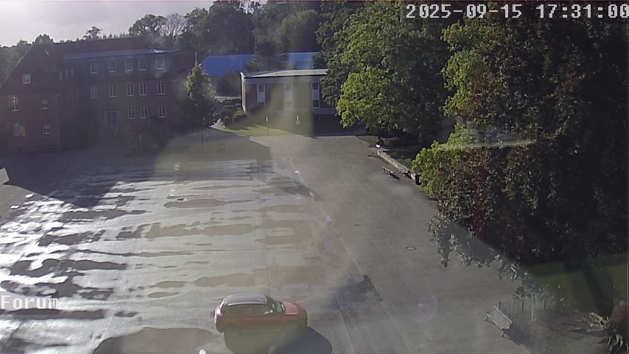Webcam Forum 17:31