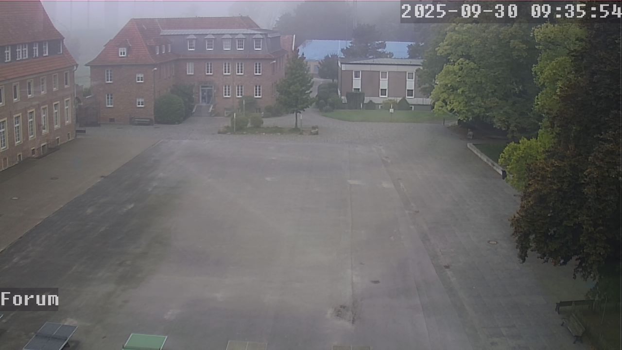 Webcam Forum 09:35