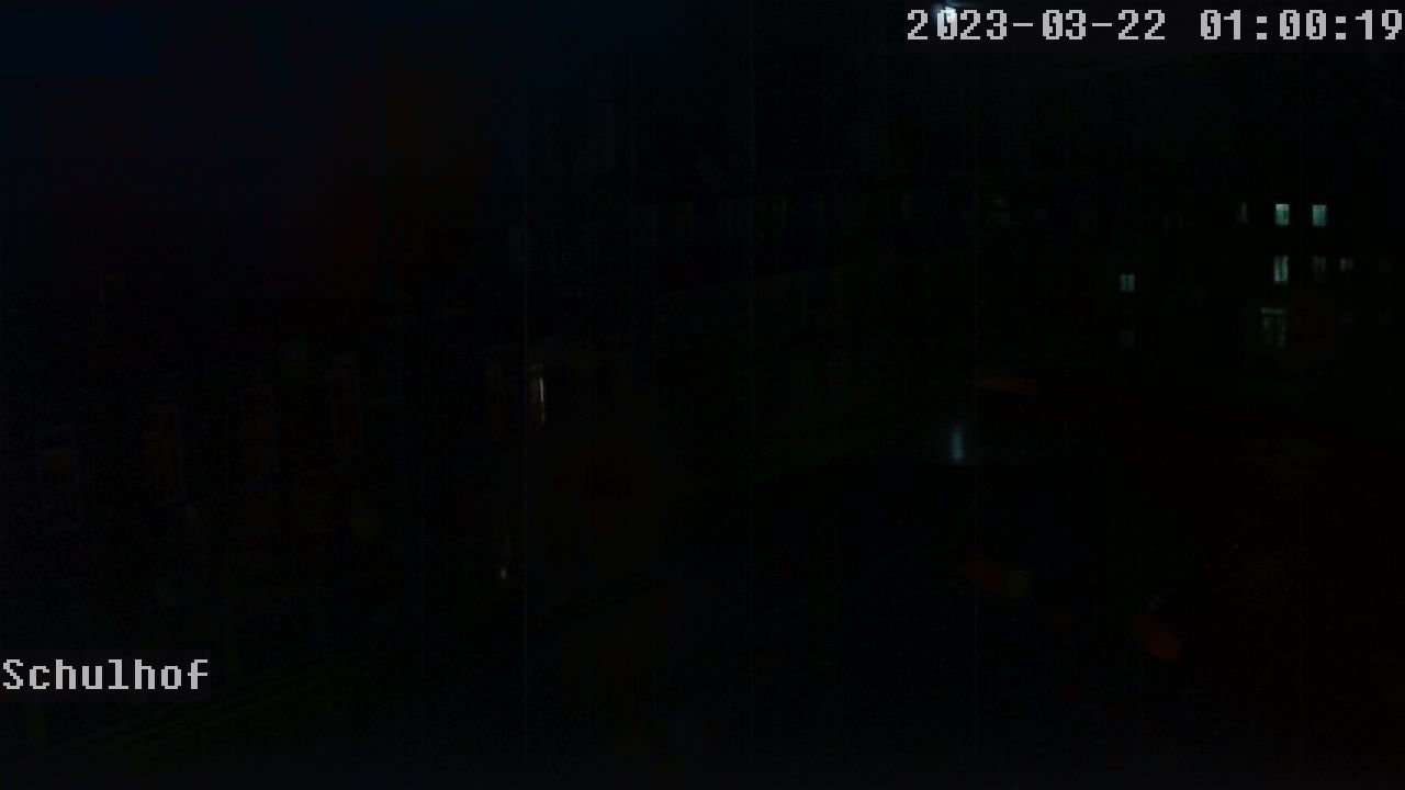 Webcam Schulhof 01:00