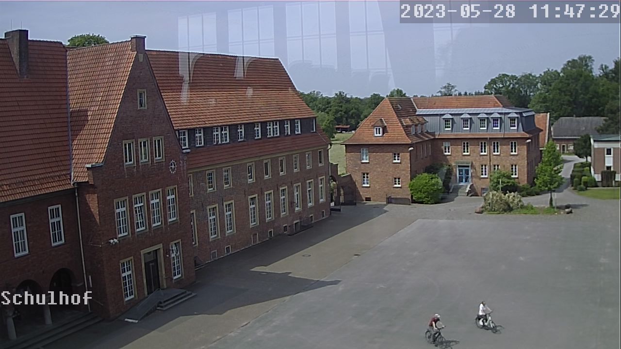 Webcam Schulhof 11:47