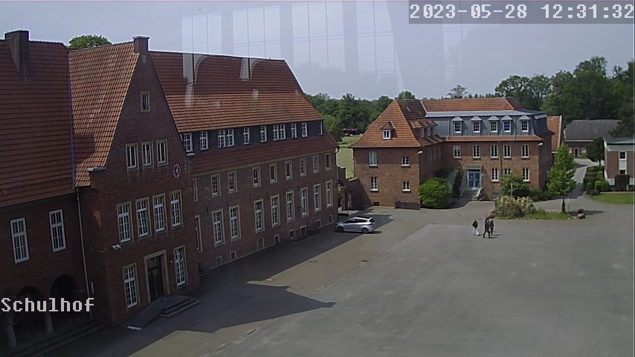 Webcam Schulhof 12:31