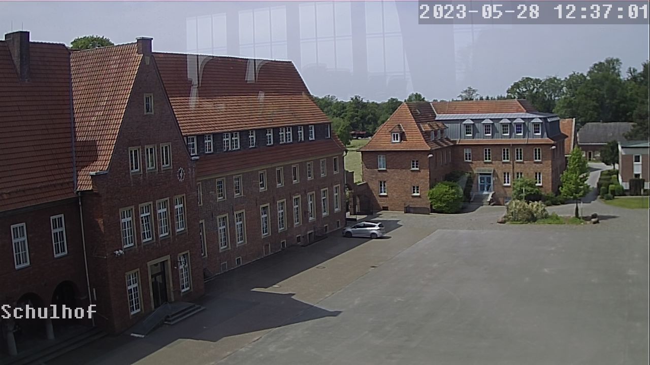 Webcam Schulhof 12:37