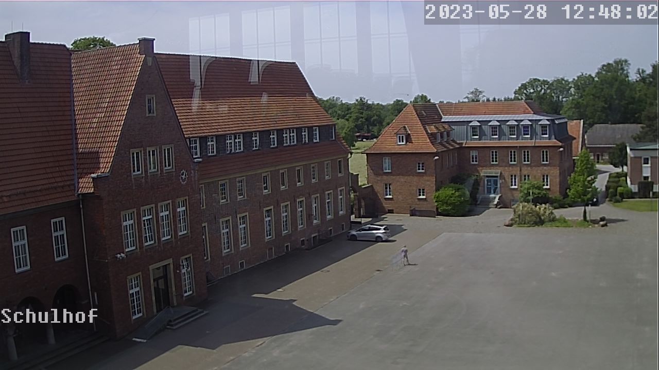 Webcam Schulhof 12:48