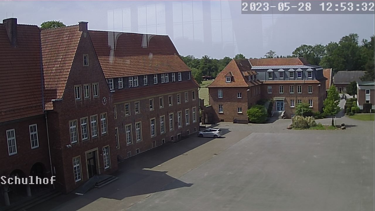Webcam Schulhof 12:53
