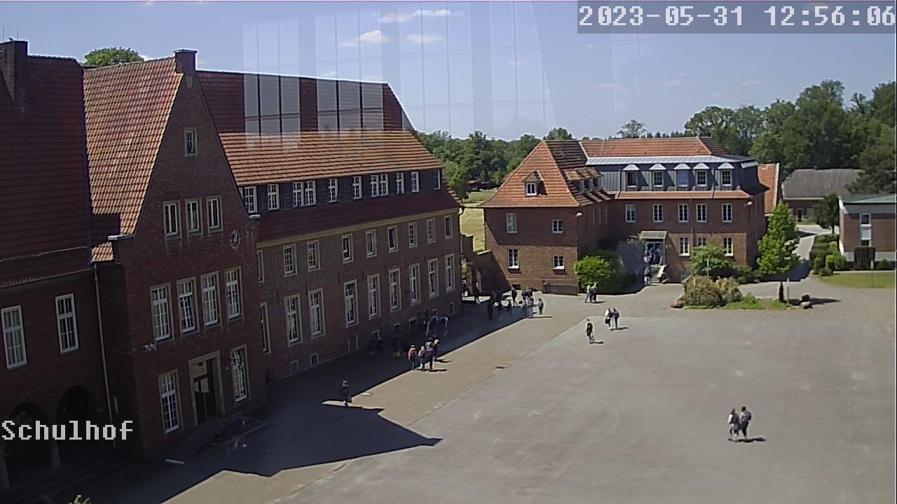 Webcam Schulhof 12:56