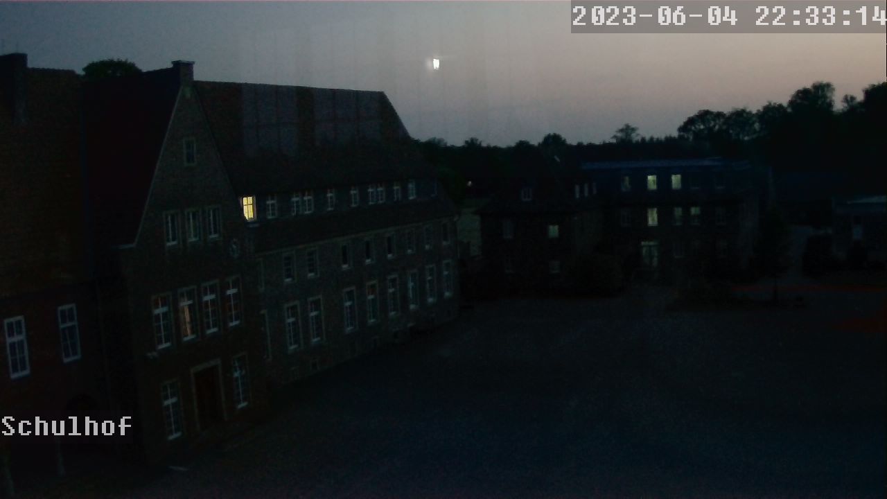 Webcam Schulhof 22:33