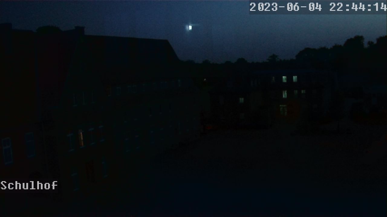 Webcam Schulhof 22:44
