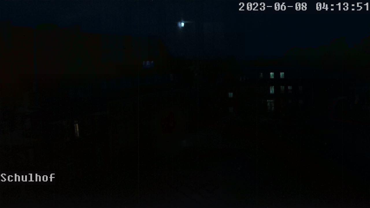 Webcam Schulhof 04:13