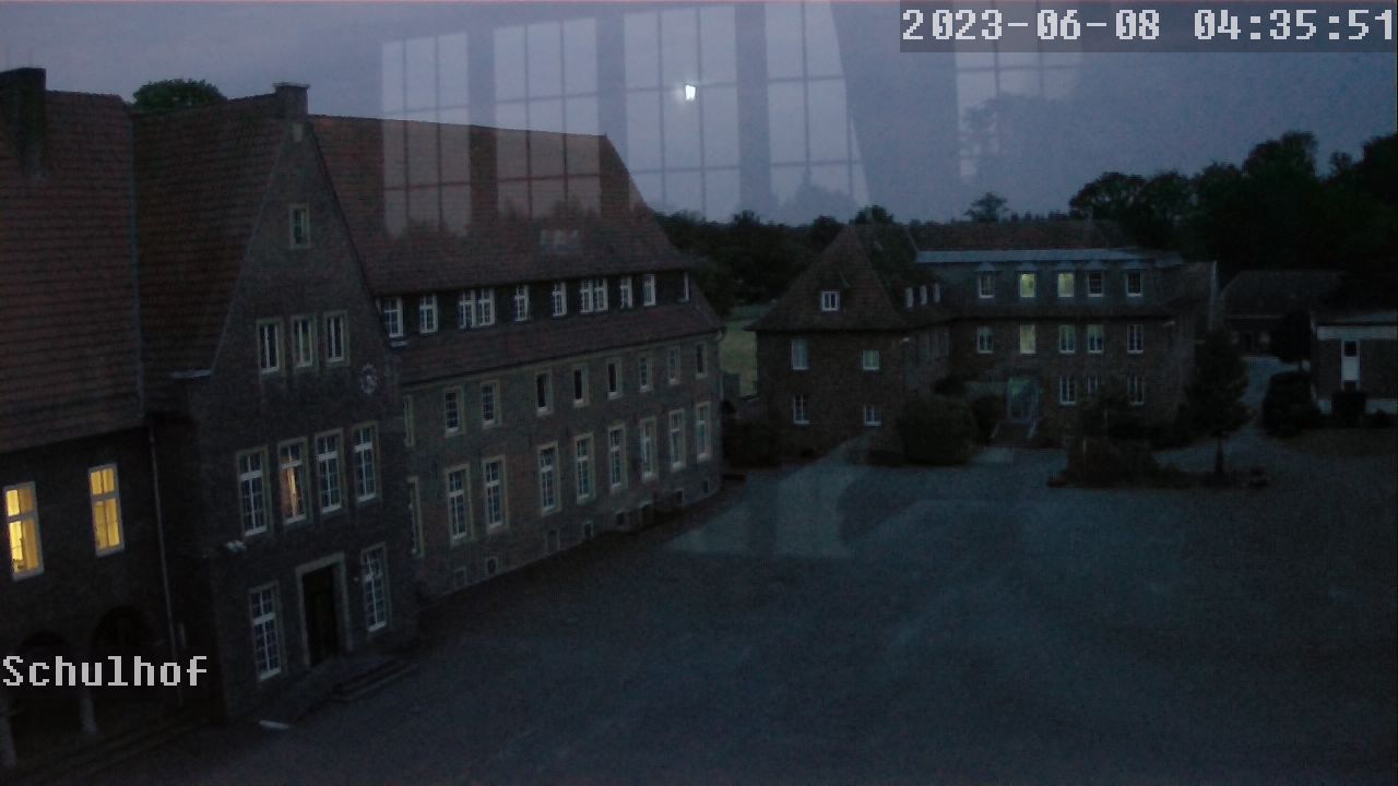 Webcam Schulhof 04:35