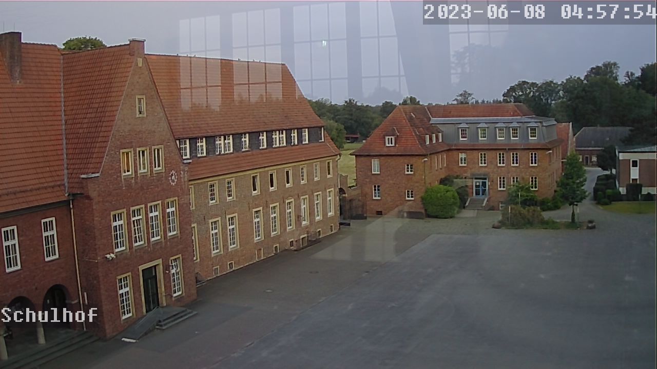 Webcam Schulhof 04:57