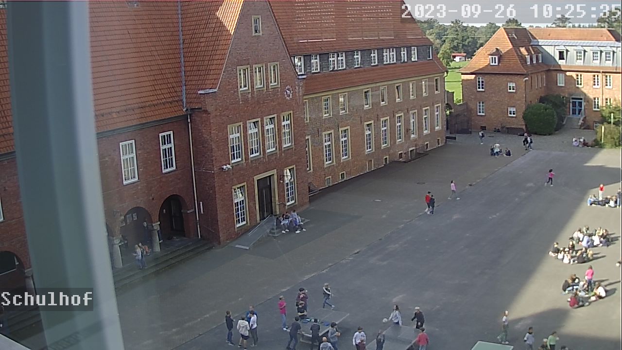 Webcam Schulhof 10:25