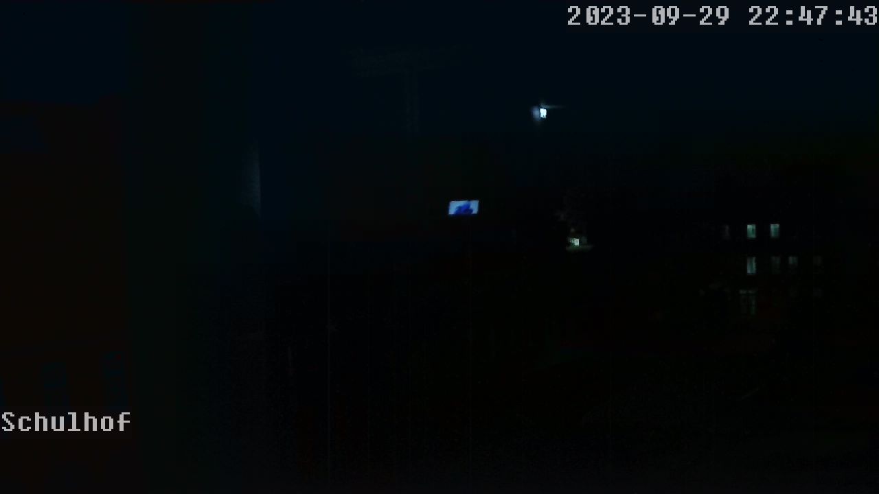 Webcam Schulhof 22:47