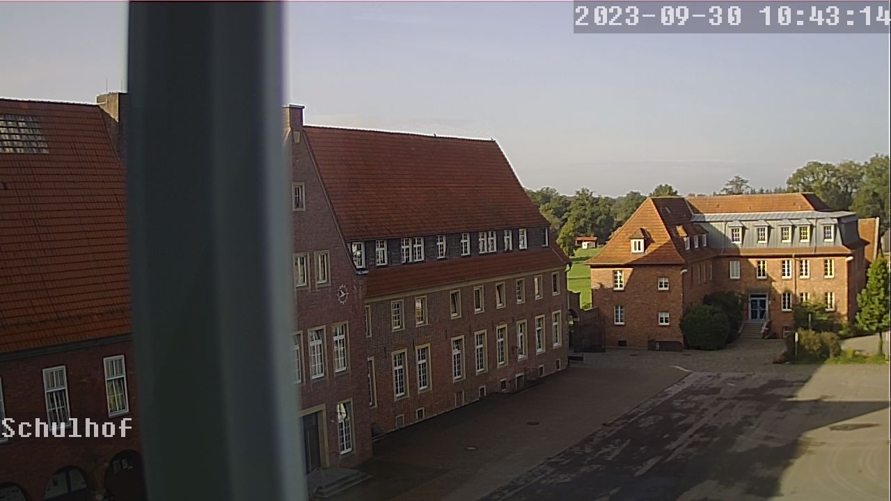 Webcam Schulhof 10:43