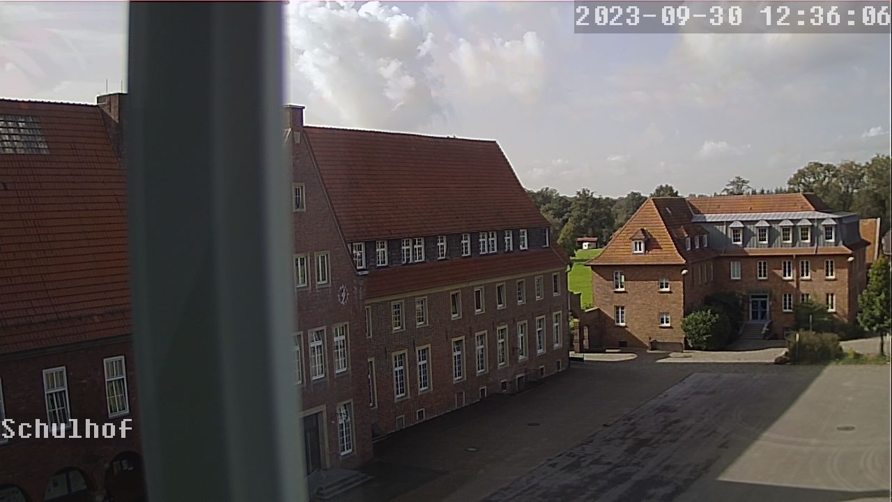 Webcam Schulhof 12:36