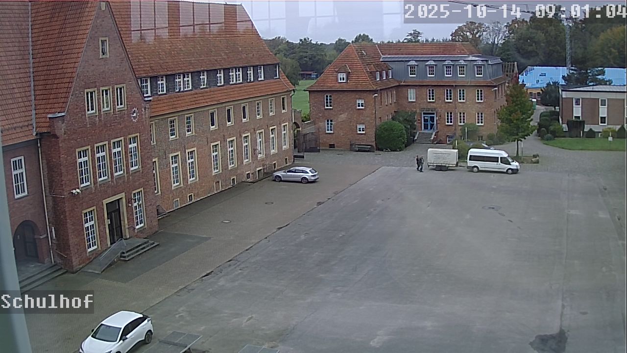 Webcam Schulhof 09:01