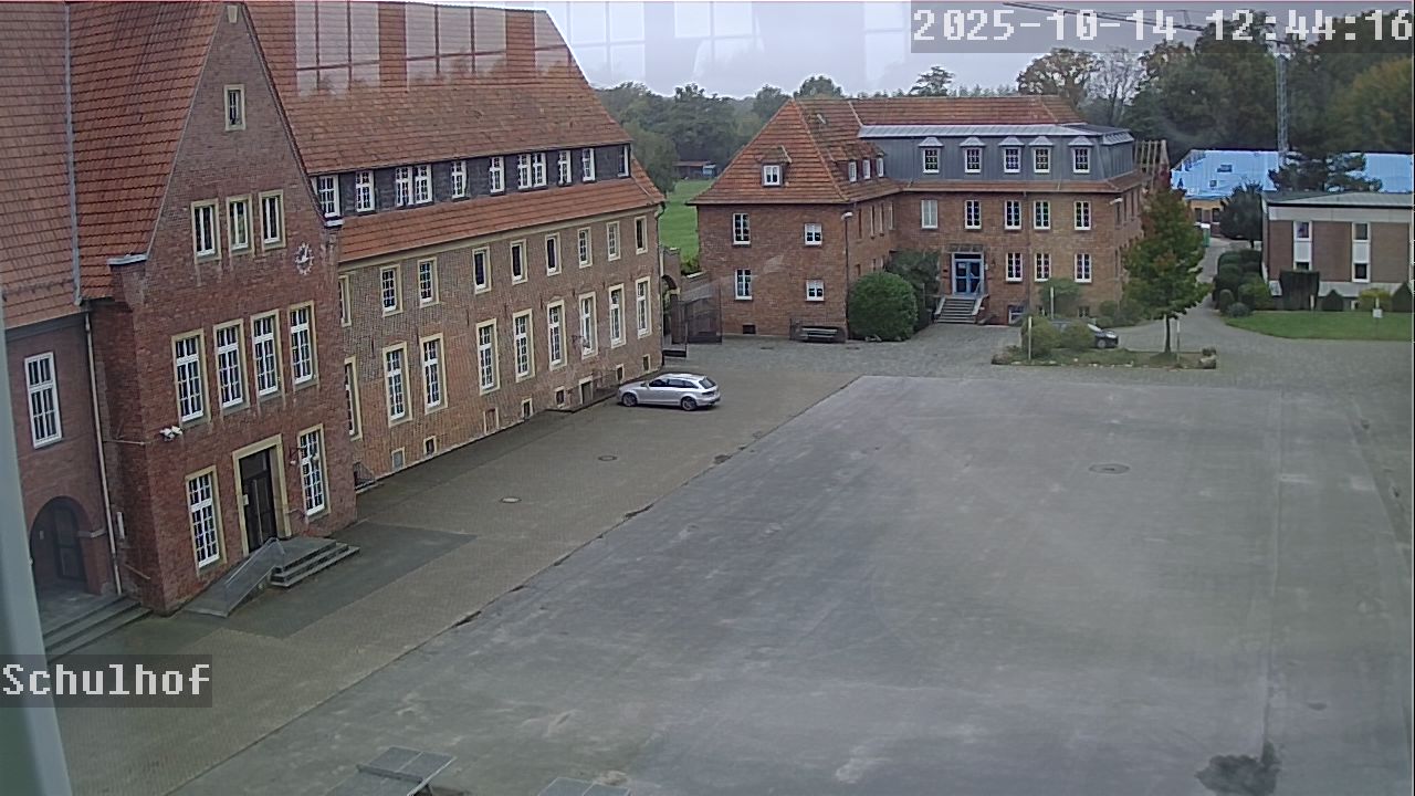 Webcam Schulhof 12:44