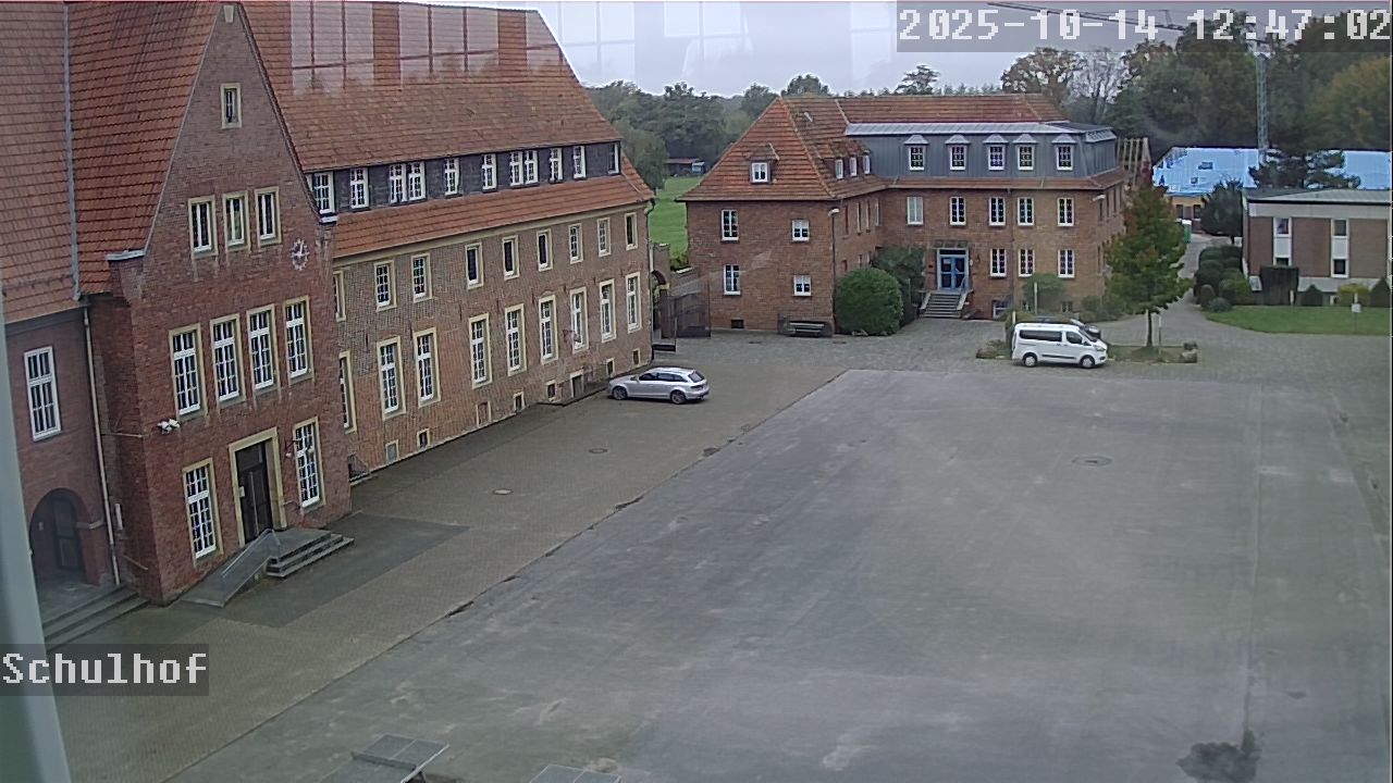 Webcam Schulhof 12:47