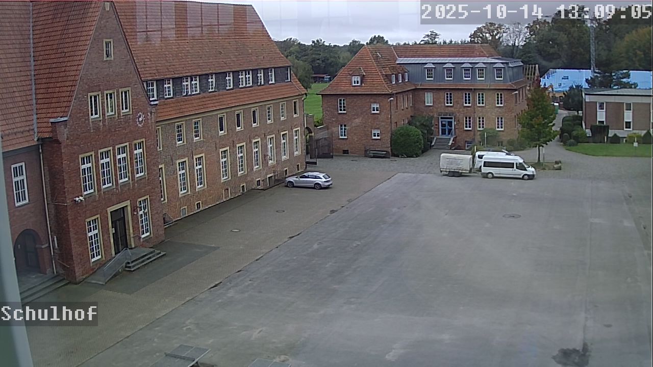 Webcam Schulhof 13:09