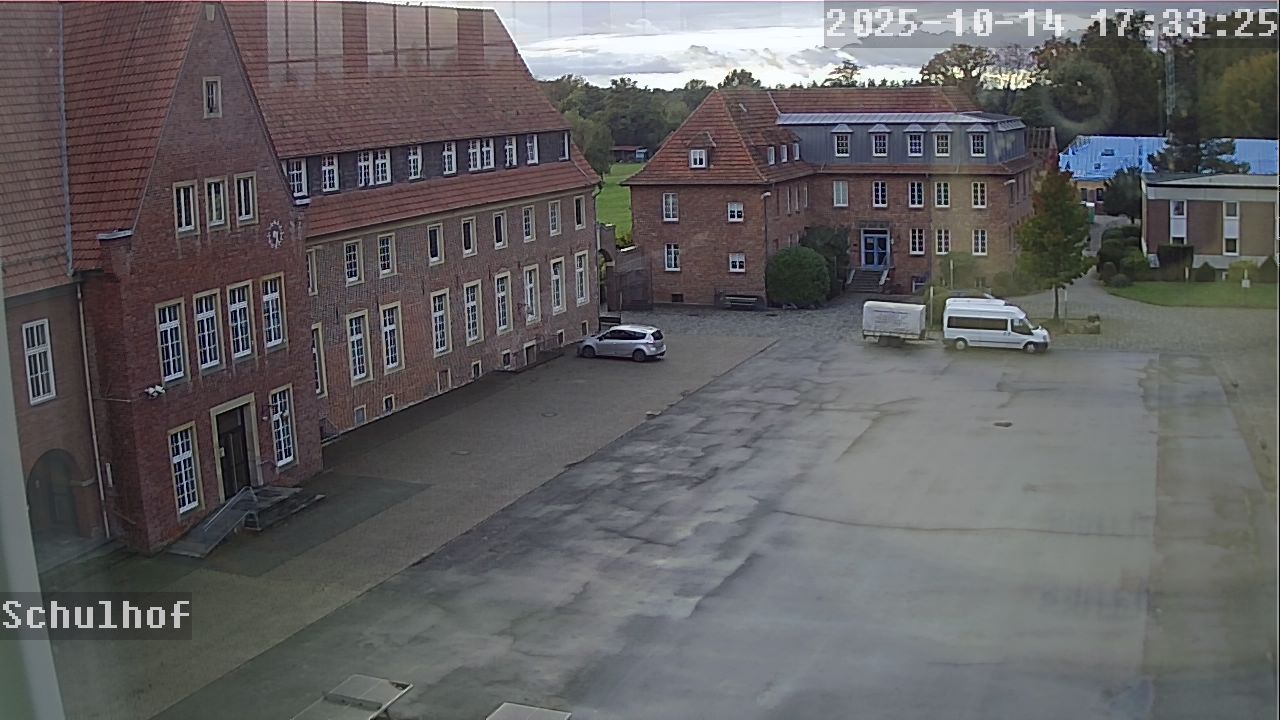 Webcam Schulhof 17:33
