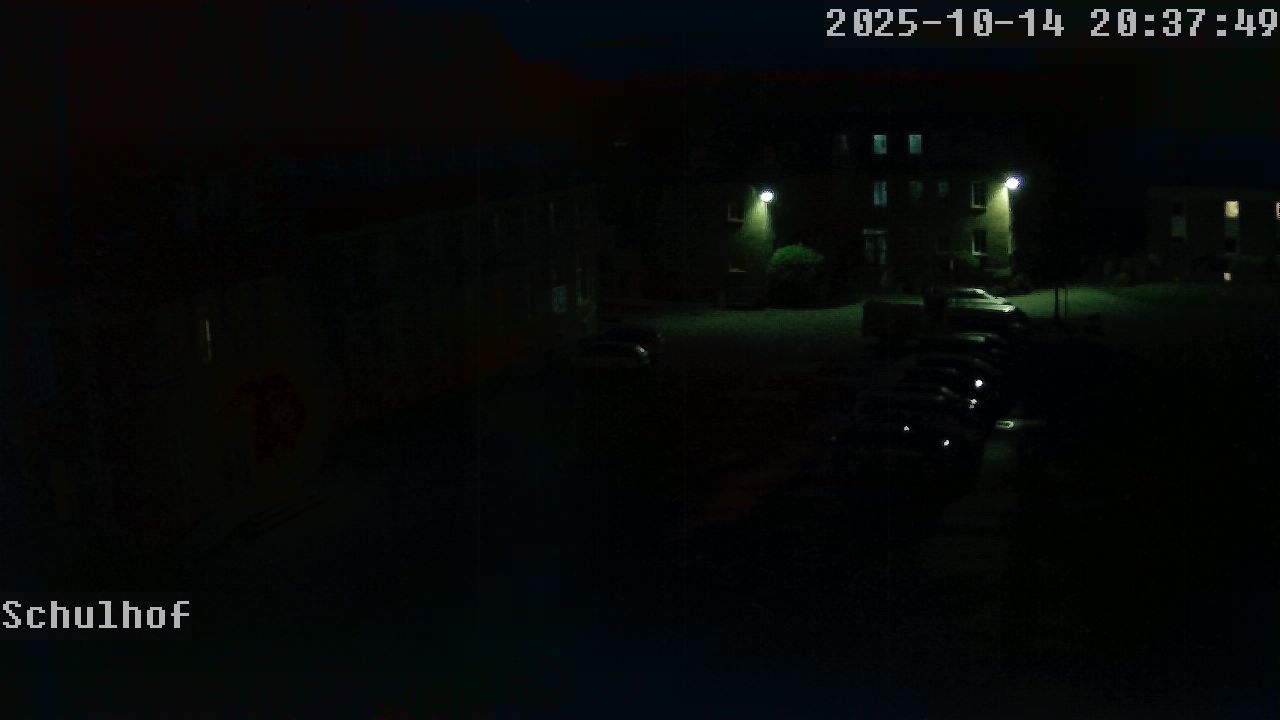 Webcam Schulhof 20:37