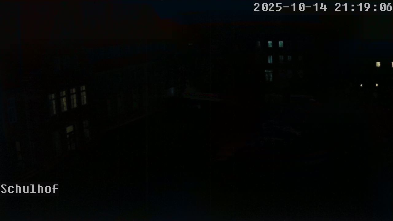 Webcam Schulhof 21:19