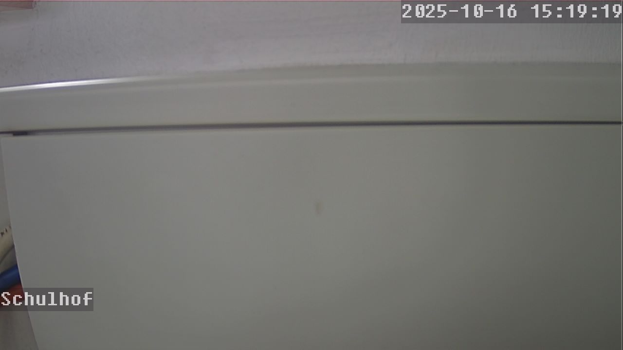 Webcam Schulhof 15:19