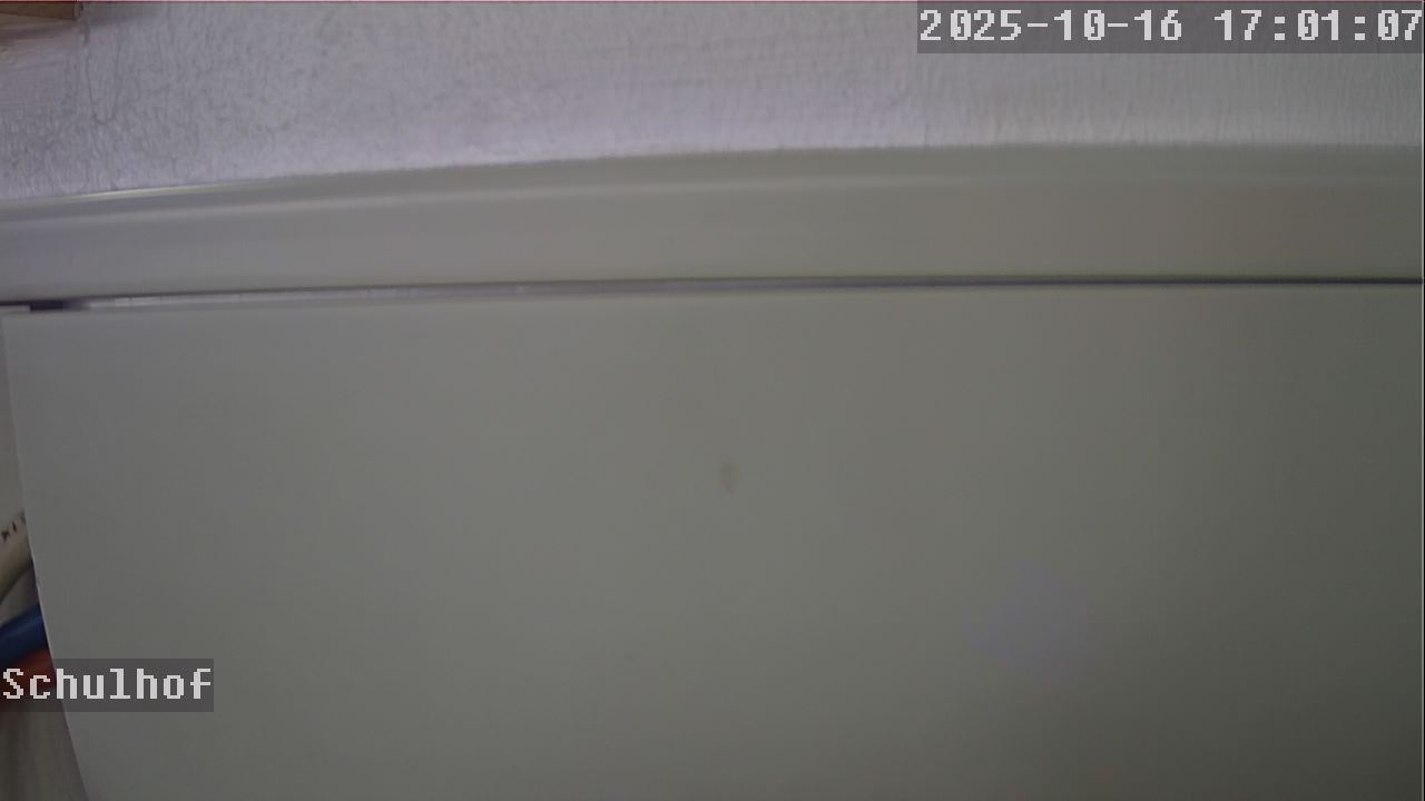 Webcam Schulhof 17:01