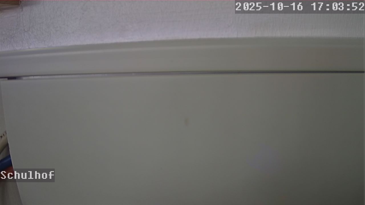 Webcam Schulhof 17:03