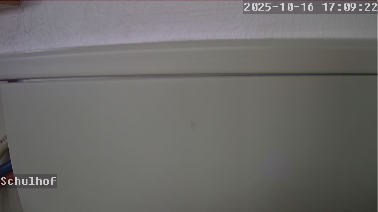 Webcam Schulhof 17:09