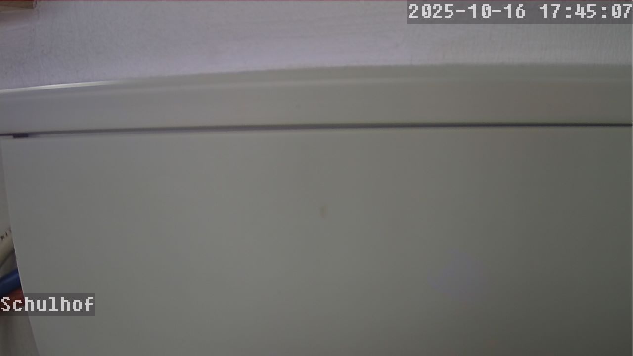 Webcam Schulhof 17:45