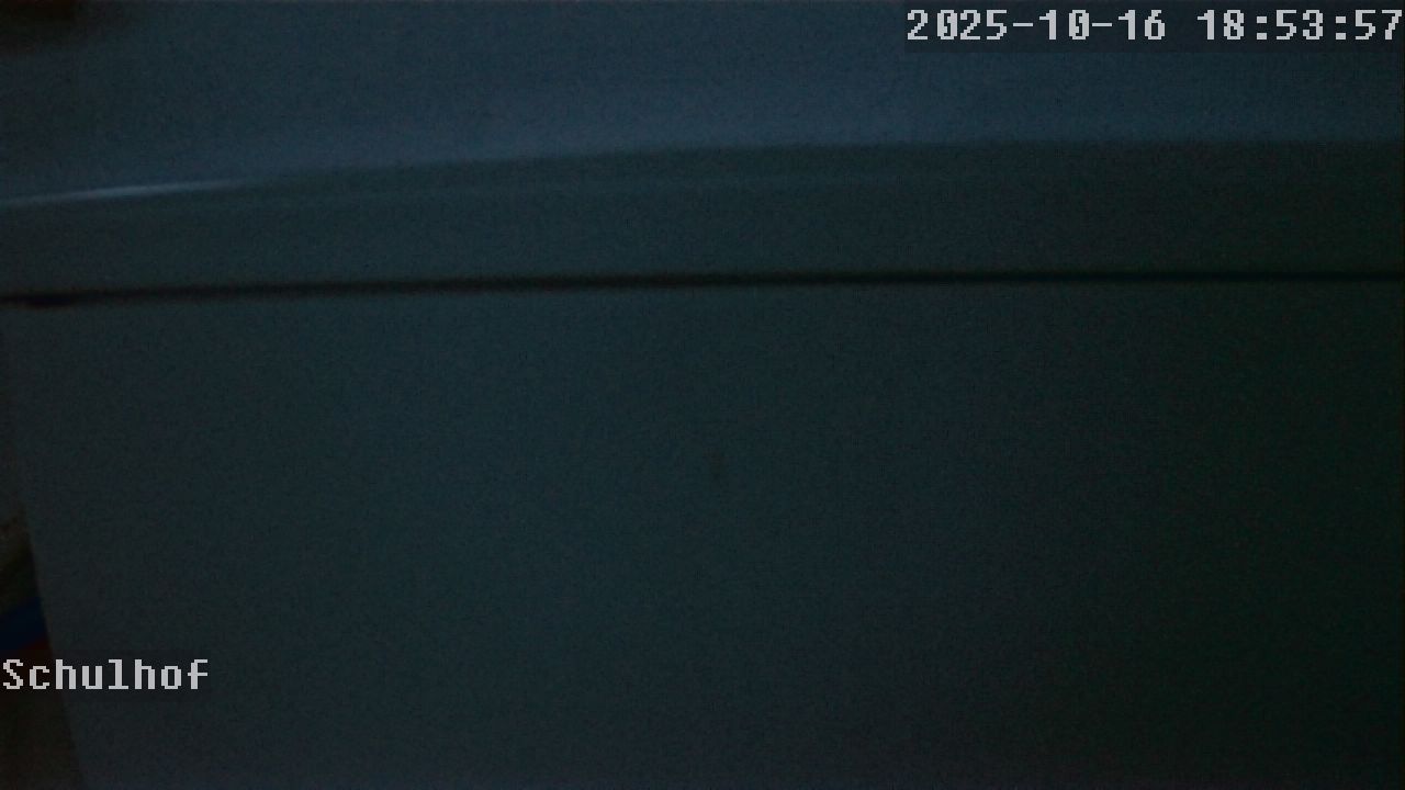 Webcam Schulhof 18:53