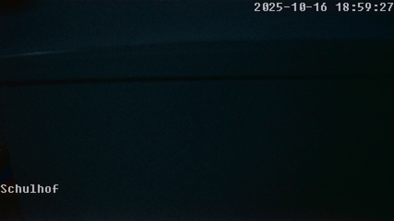 Webcam Schulhof 18:59