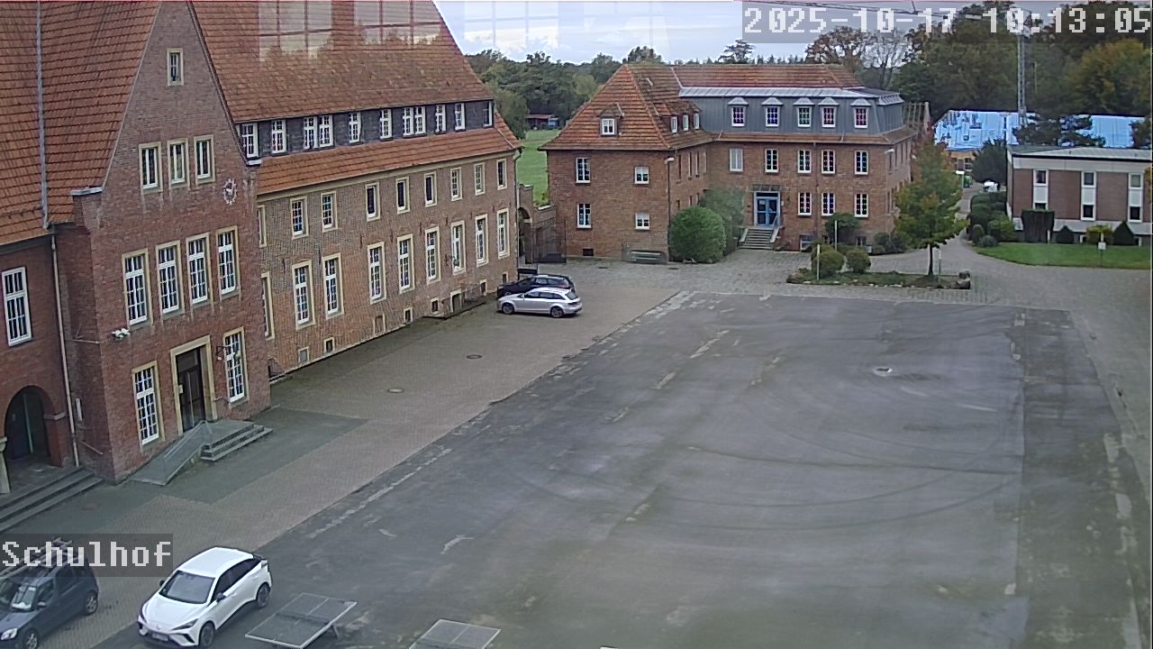 Webcam Schulhof 10:13