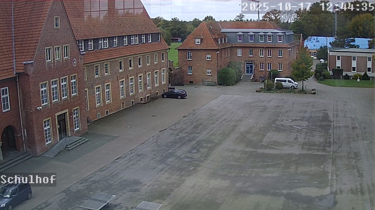 Webcam Schulhof 12:44